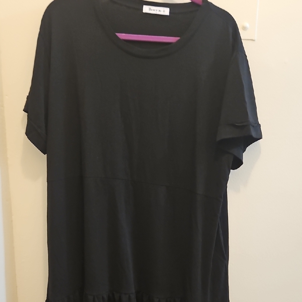Black Ruffle Hem T-Shirt